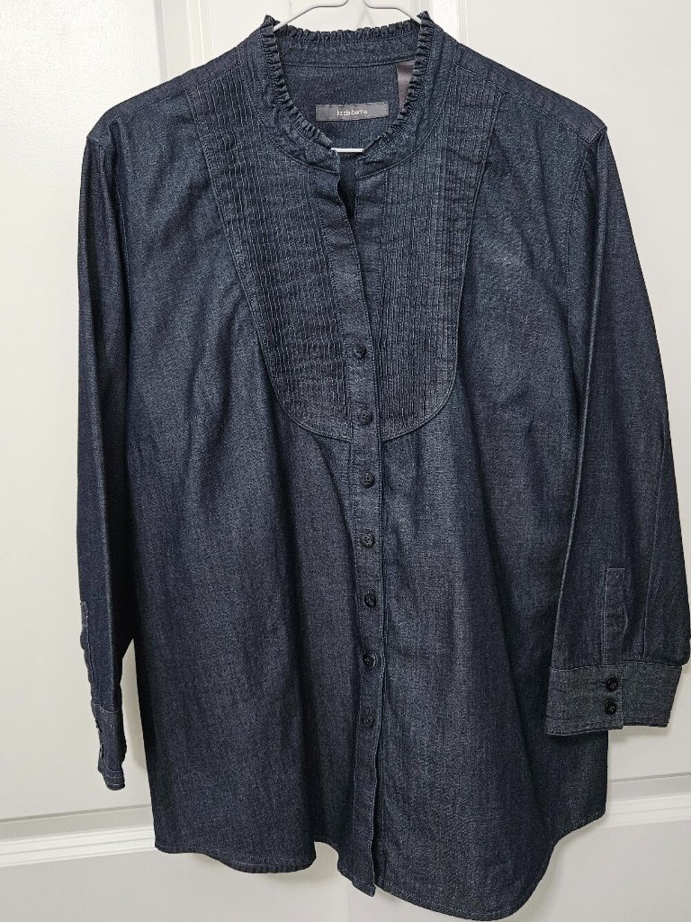 Liz Claiborne Women's Dark Chambray Pintuck Ruffle Collar Shirt Cotton Size L